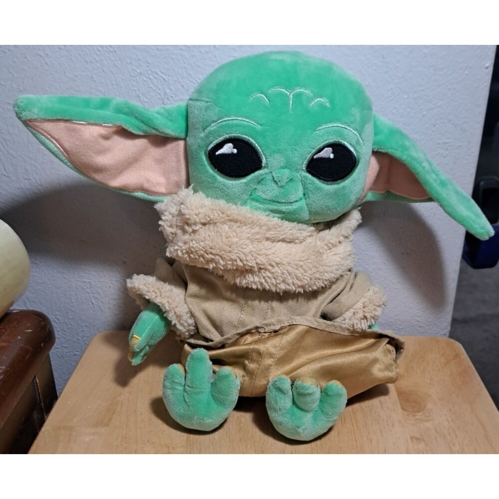 Star Wars Baby Yoda Grogu Plush Doll Toy The Child 13" Mandalorian Northwest Co